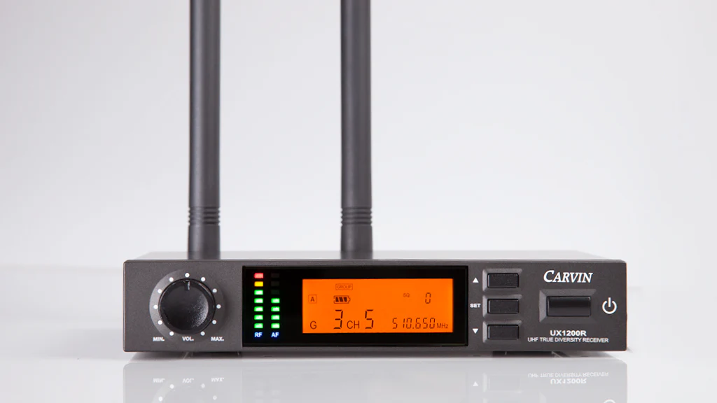 UX1200LP1 WIRELESS LAPEL SYSTEM - Image 5