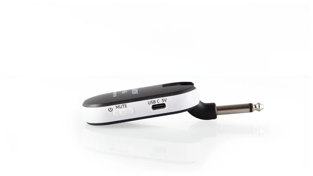 WG6 Wireless Guitar and Bass System - Image 5